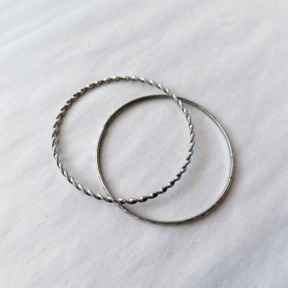 Vintage Y2K Silver Tone Metal Bangle Bracelets